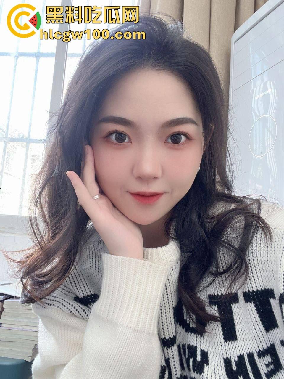 成都师范大学大三御姐【余碗琪】约炮视频曝光，高冷蕾丝御姐惨遭后入开苞内射娇喘连连。-5