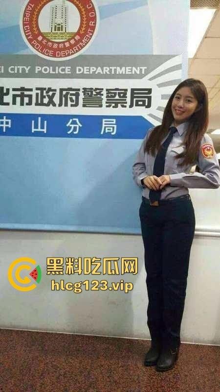 台湾最美警花辜莞允不敌张津瑜?做爱视频曝光流出,谁才是真正的封神之作!-1