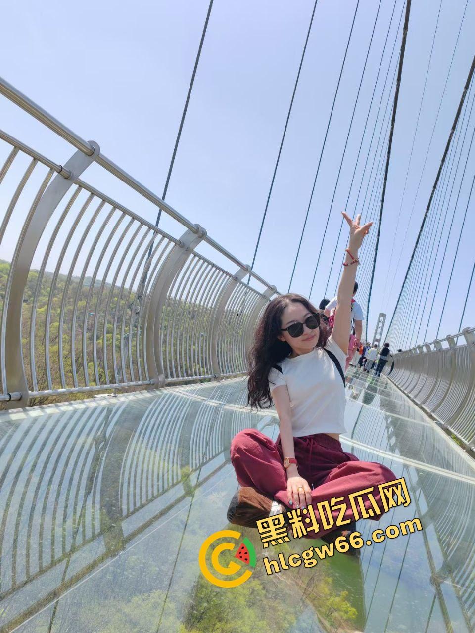 粉丝投稿92年母狗前女友英语老师『潘尧』操到颜射还能打教学电话,骚得不行还装正经!-7