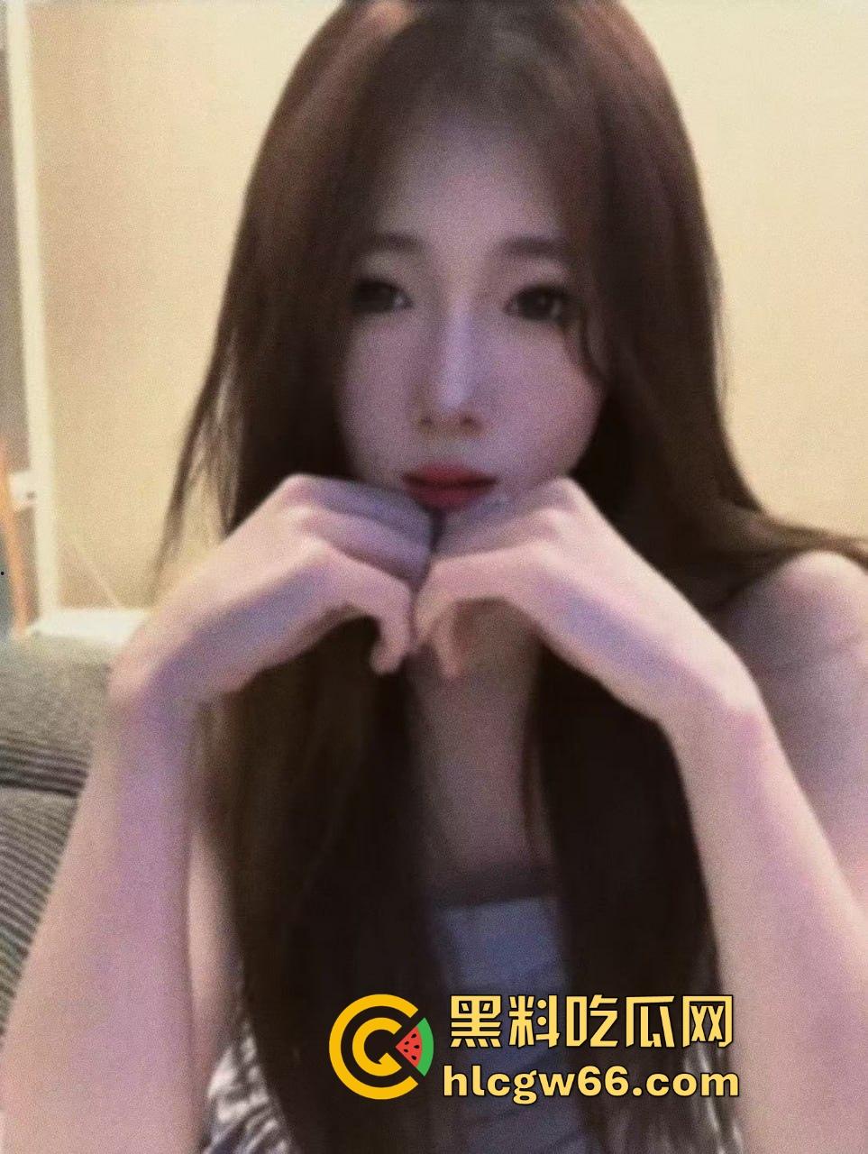 群友分享约了个考研学霸大学生,嫩得掐出水,写完作业才让日,酒店开房都不忘冲刺一战!-3