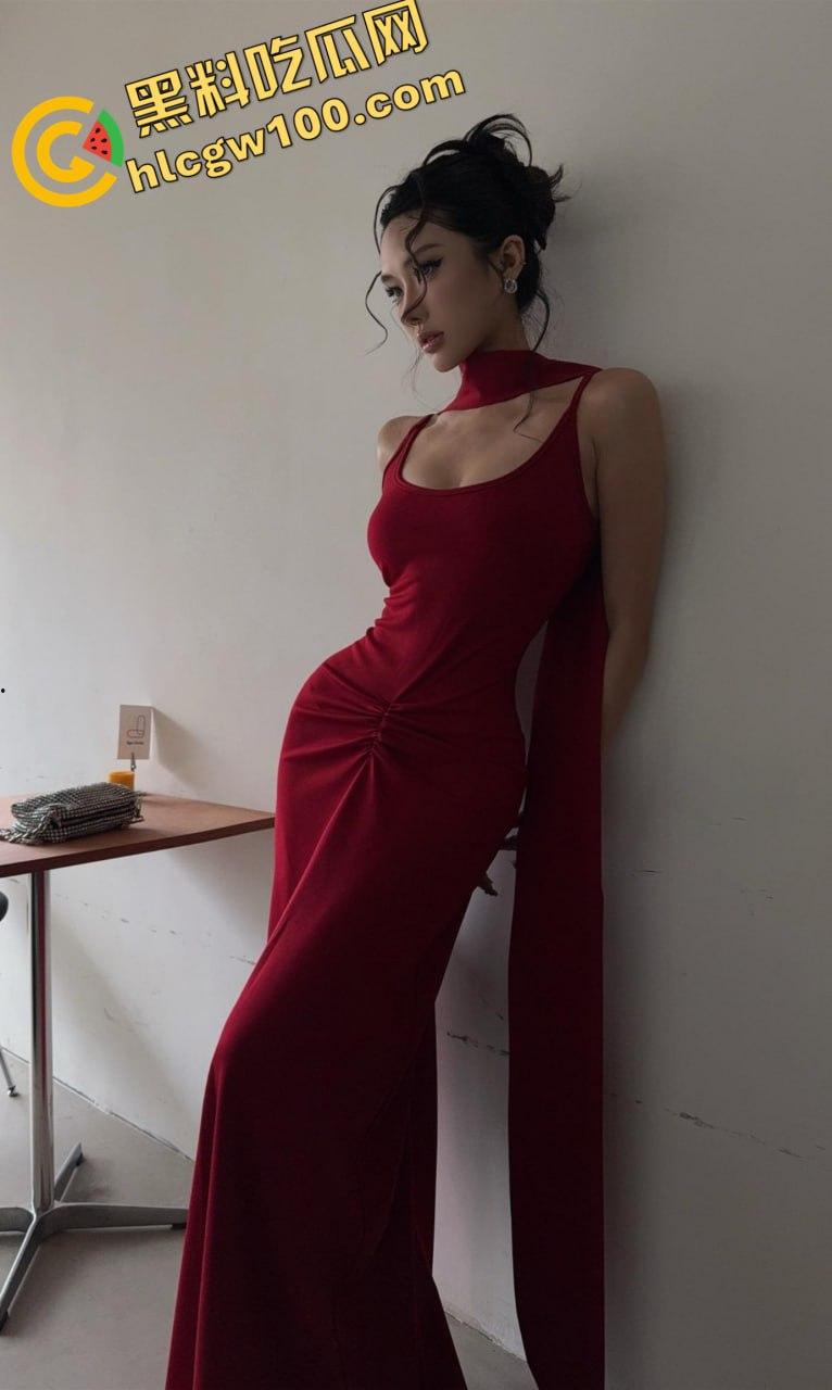 抖音欧美风反差母狗【Eunha】，九头身完美身材镜头前激情自慰，白虎嫩穴勾人心魄-2