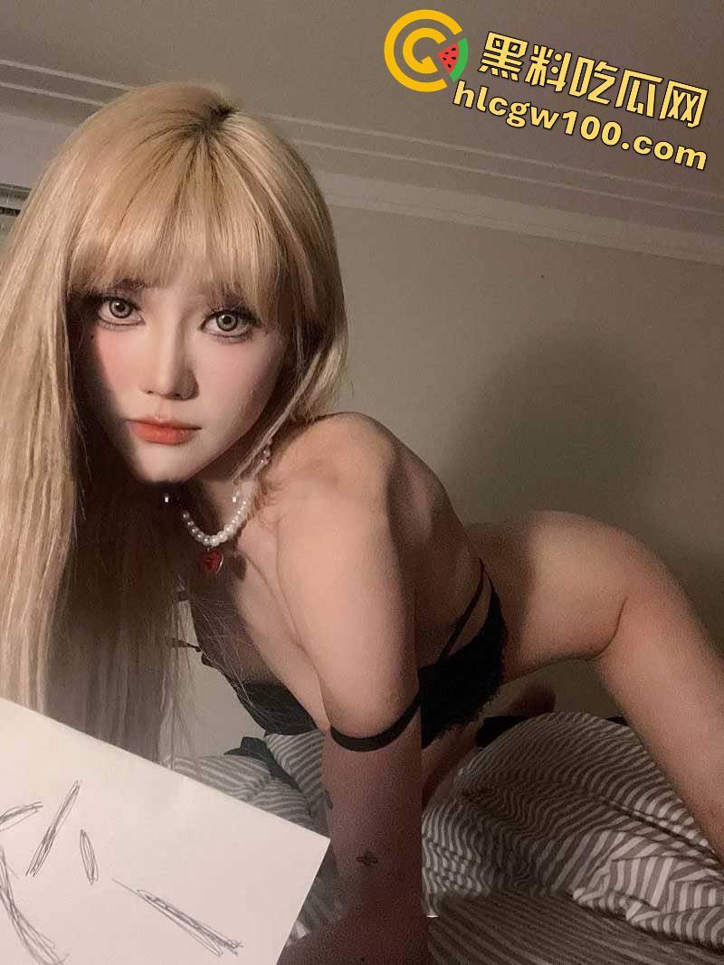 抖音欧美风反差母狗【Eunha】，九头身完美身材镜头前激情自慰，白虎嫩穴勾人心魄-30