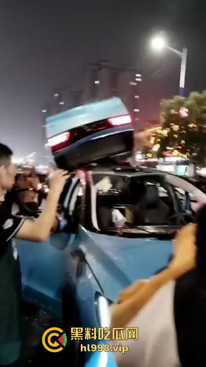 安全出行路在何方？出行安全面临新挑战 亳州桃花源西门新能源汽车爆炸！-6