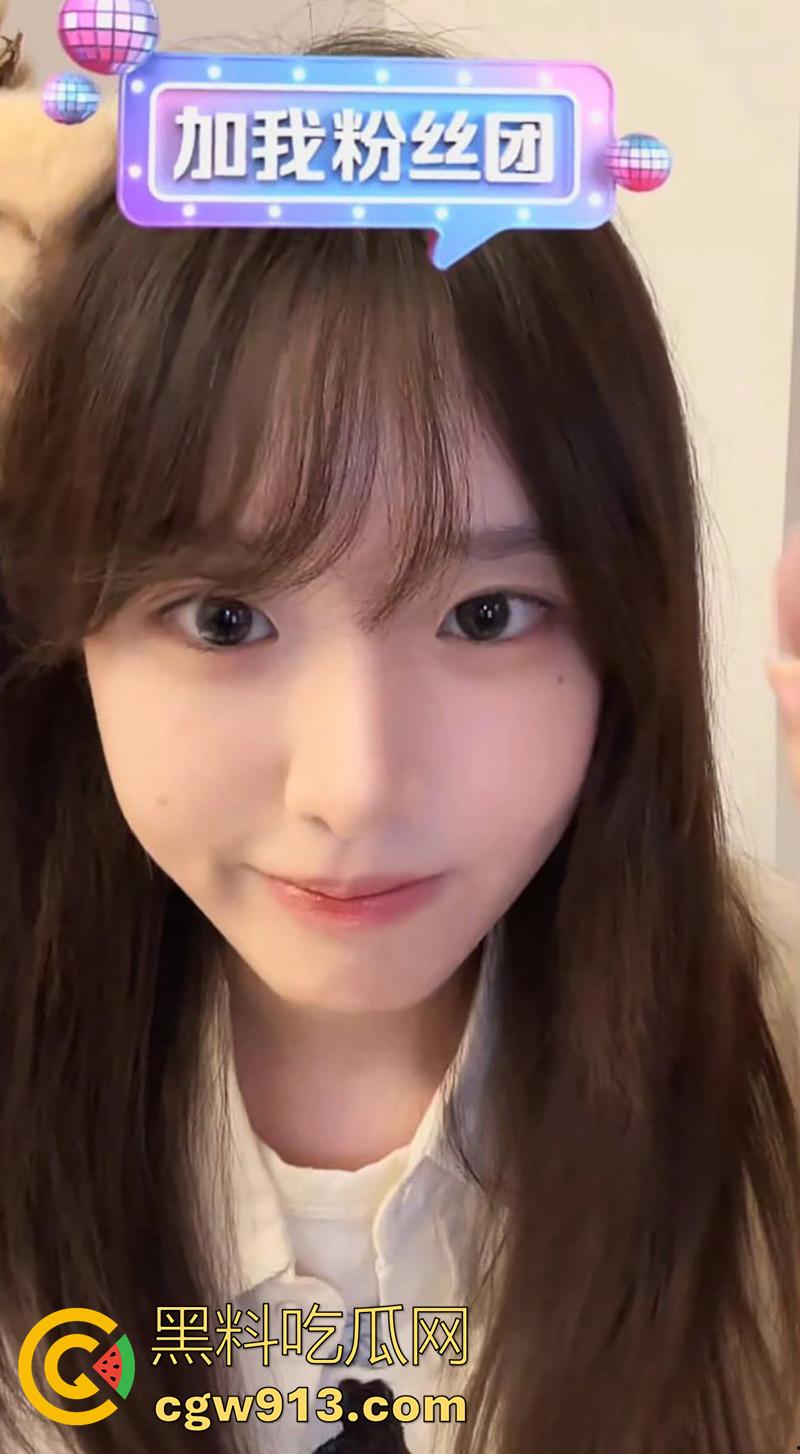 爱吃口水的颜值女神，商丘师范白虎学妹【范思绮】，身材高挑颜值超美，做爱时候吃男人口水才能高潮！-6