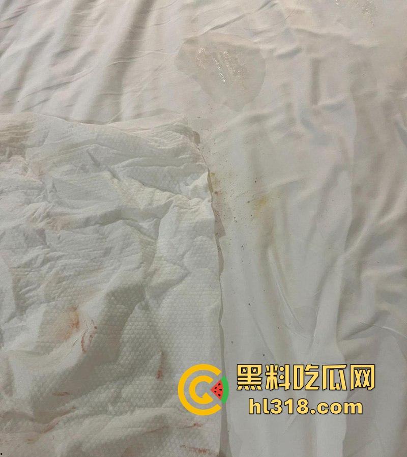 海角乱伦,真实破处女友的妹妹,从开始的害羞到后面的高潮痉挛 ,无套内射把她粉嫩的小穴塞满了!-3