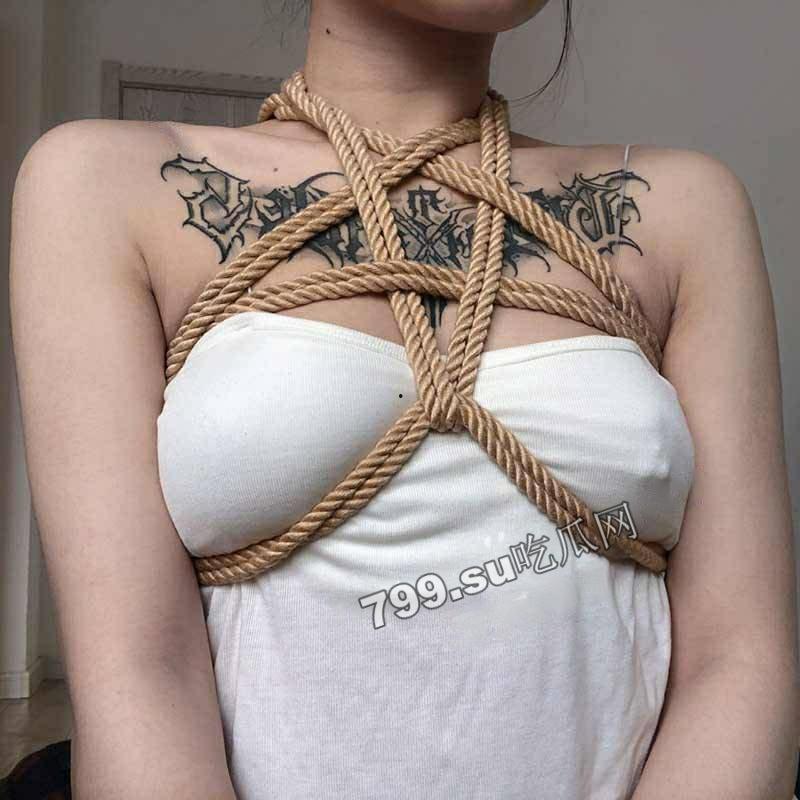 日系少女姬 还是个学生就卖肉体 被金主爸爸开发了三洞爆操菊花 叫声很骚听硬了-25