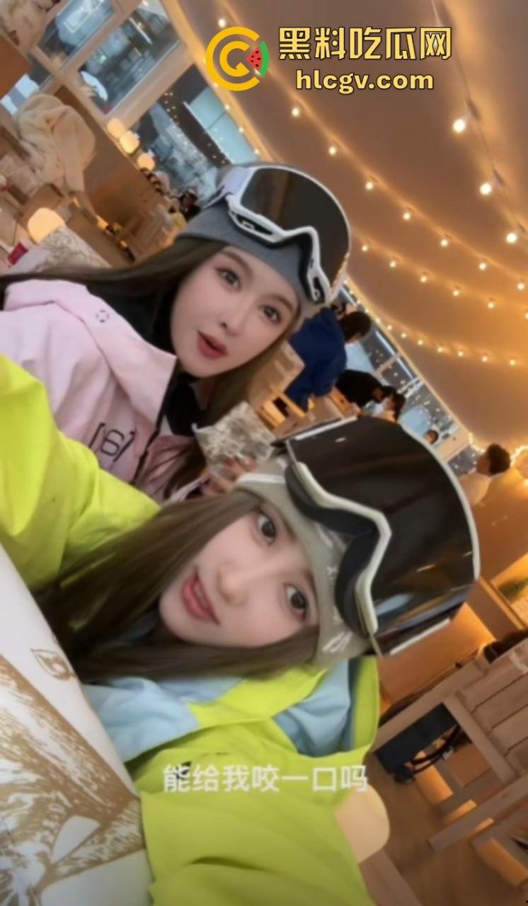 快手千万网红【二子爷】家暴出轨 潜规则偷吃女徒弟蓝牙 老婆曝光女徒弟给师傅深情口交视频!-19