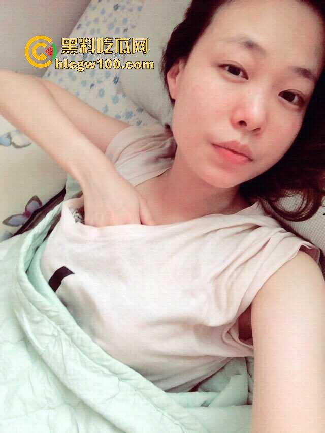 韩国风韵少妇【金贤敏】自拍露脸性爱视频曝光,年少不知少妇好错把少女当成宝!!!-1