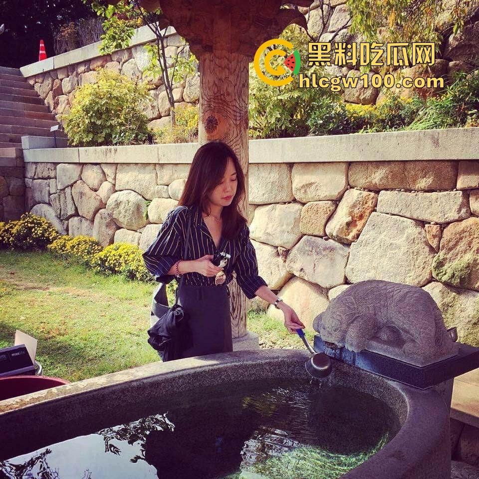 韩国风韵少妇【金贤敏】自拍露脸性爱视频曝光,年少不知少妇好错把少女当成宝!!!-18