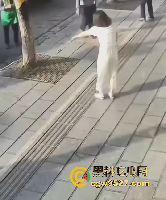 长春商店老板娘好心帮扶，反遭讹诈和辱骂，现在这社会呀真不能去乱扶别人，一讹起来你解释不清！-1