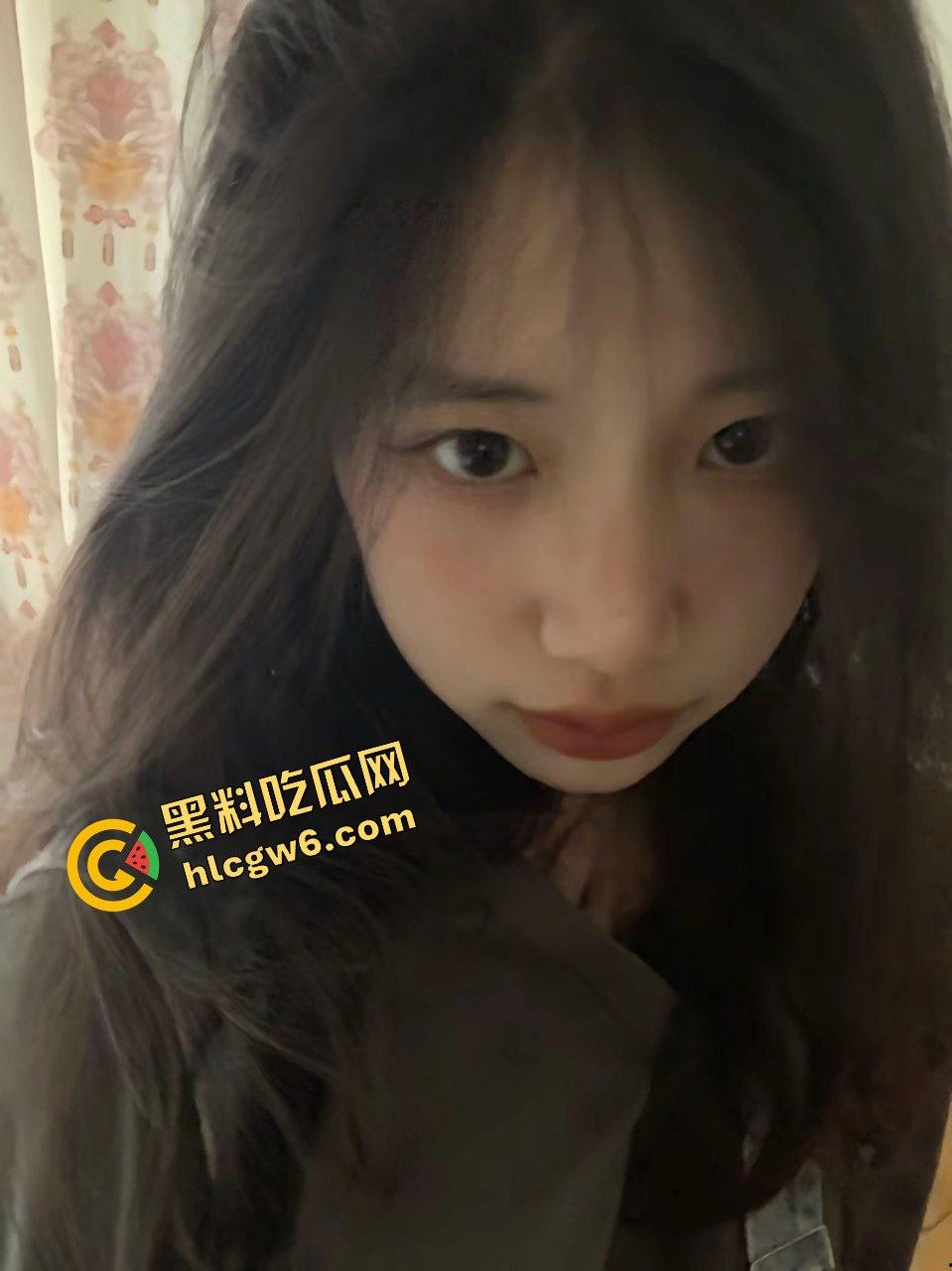 丽江文化旅游学院反差女大肉便器『罗嘉欣』大三兼职母狗 金主爆操后蹬!原创激情流出!-1