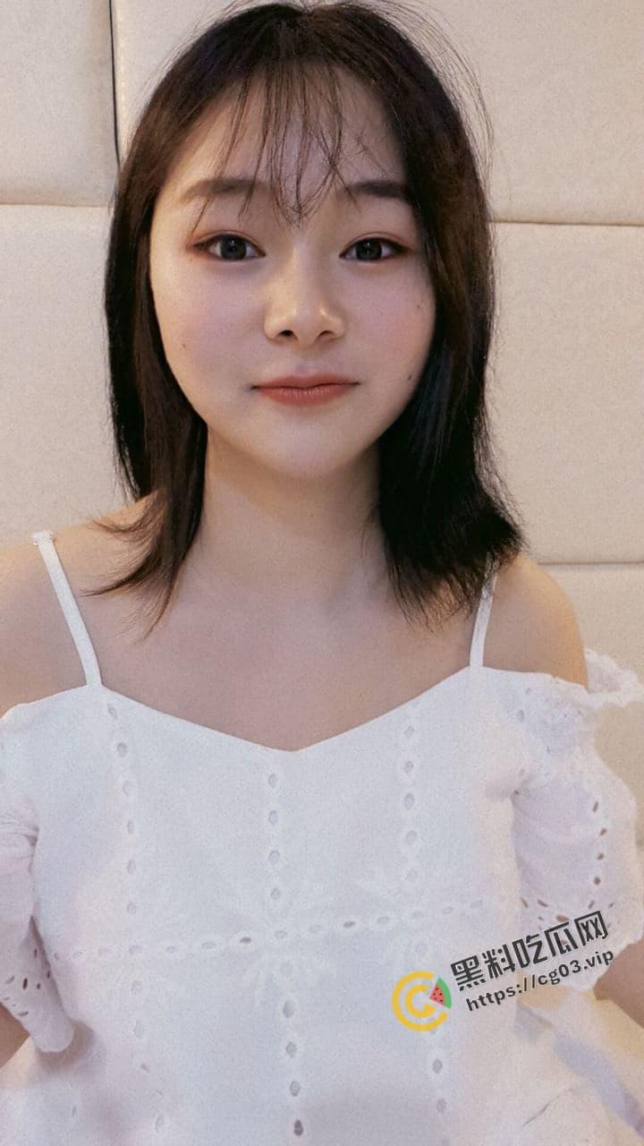 裸贷 借贷宝最新逾期 江苏苏州市 虎丘区康佳花园【张圣兰】海量生活照,裸舞,自慰,各种姿势手持身份证 视频流出-2