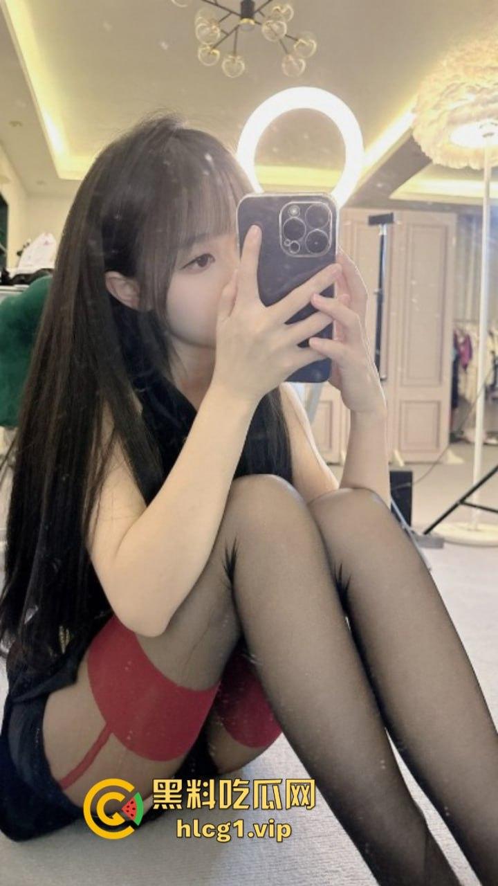 快手60万女网红 【汤圆啊】圈内最新付费资源泄密!全网最高颜值身材的女神极其迷人!-7