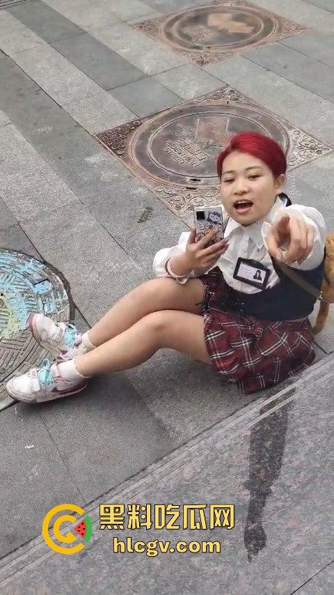 瓜友爆料河北石家庄07年出生的【王玉媌】,疑似群P上瘾却不嫌丢人,身上衣服全是炮友赠送!-1