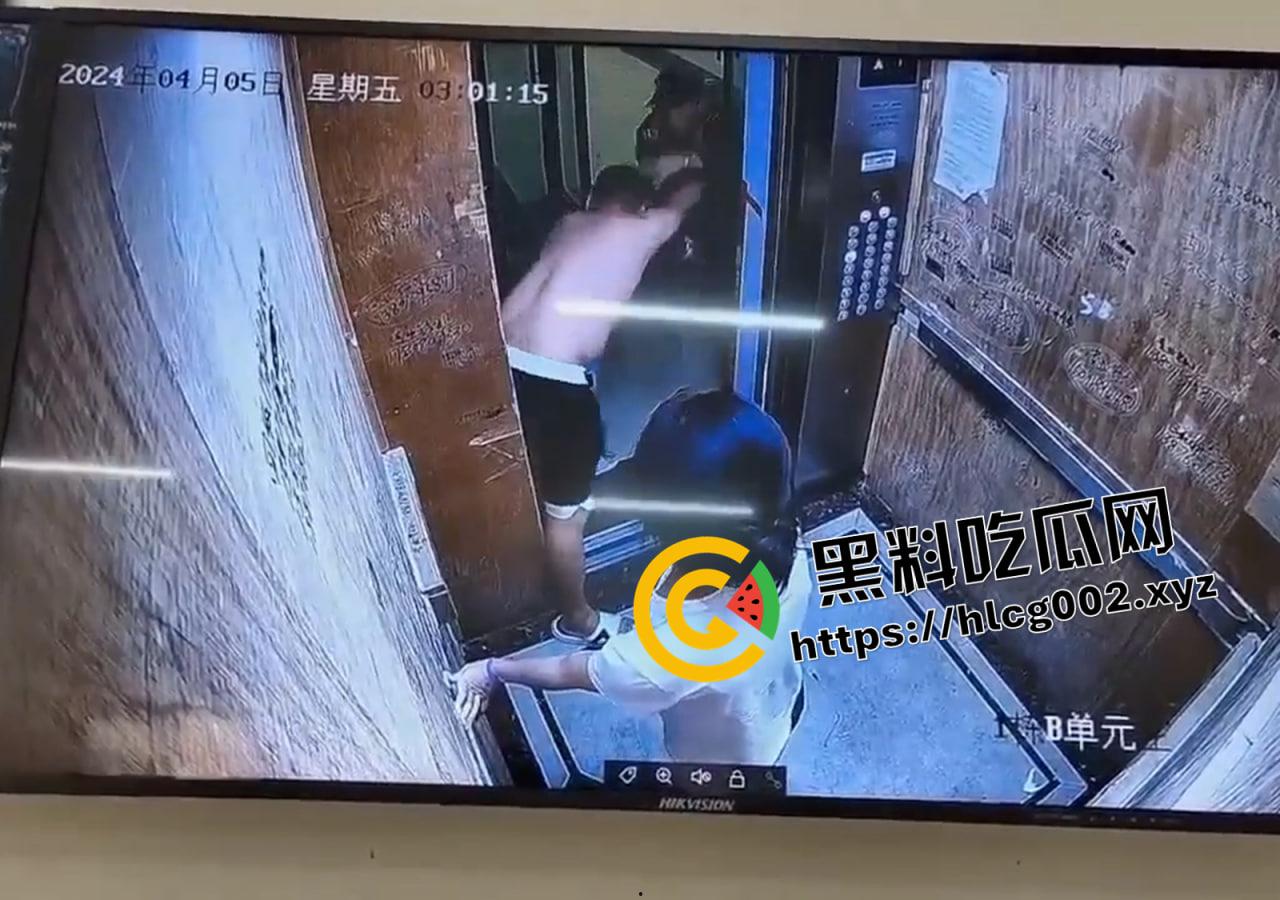 家暴合集!劲夫高光时刻 拳打脚踢 刀枪棍棒 神似武林比武现场-4