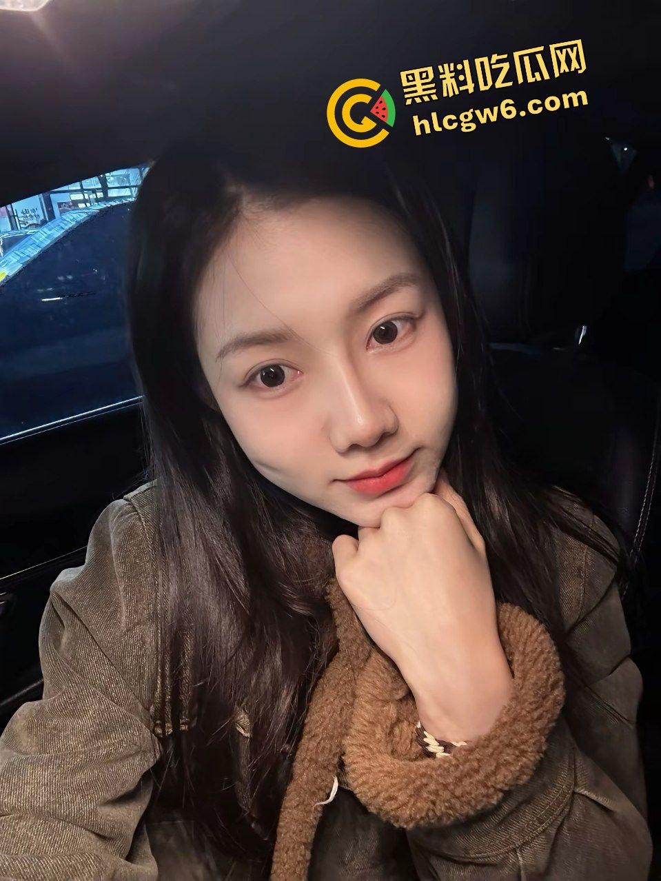 山东潍坊反差母狗社会小少妇『邓慧』寂寞饥渴喊闺蜜约炮大哥 酒店开房双飞激情!原创独家流出!-2