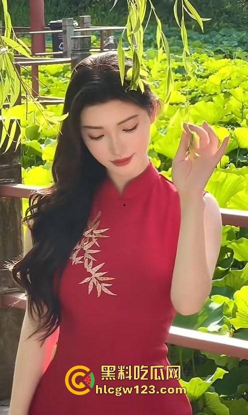 高颜值巨乳网红【刘斯斯】性爱视频流出 极品大奶 诱惑反差 男友鸡巴进去了还不满足扭来扭去的 骚出天际!-8