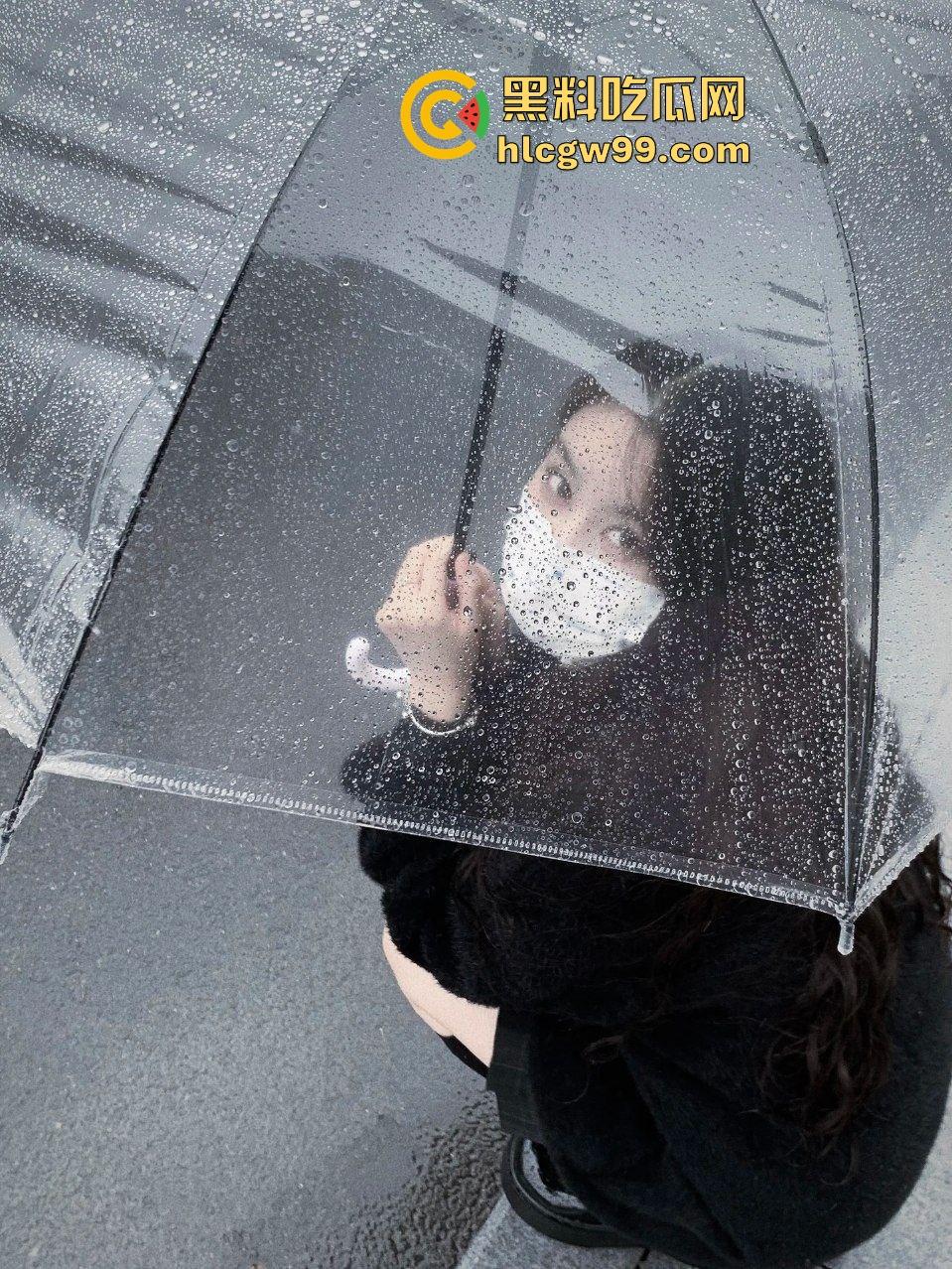 重庆化工职业洛丽塔骚鸡【黄娅】与体育生网友面基一顿饭就得吃，母狗模样口爆吃鸡吞精！独家流出！-5