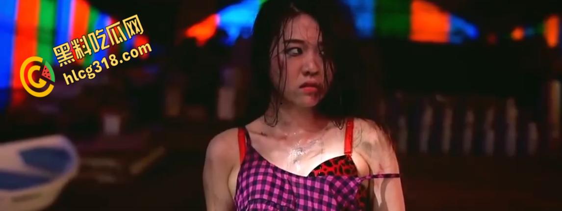 韩国三级《偷窥的欲望》,美乳少妇窗前脱衣自摸,勾得偷窥哥冲门猛干,强推人妻淫水四溅 !-3