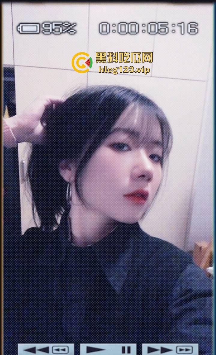 沧州大二美少女【欧拉丽】,黑丝腿袜加持,酒店激情啪啪被调教听话,逼水满满!-18