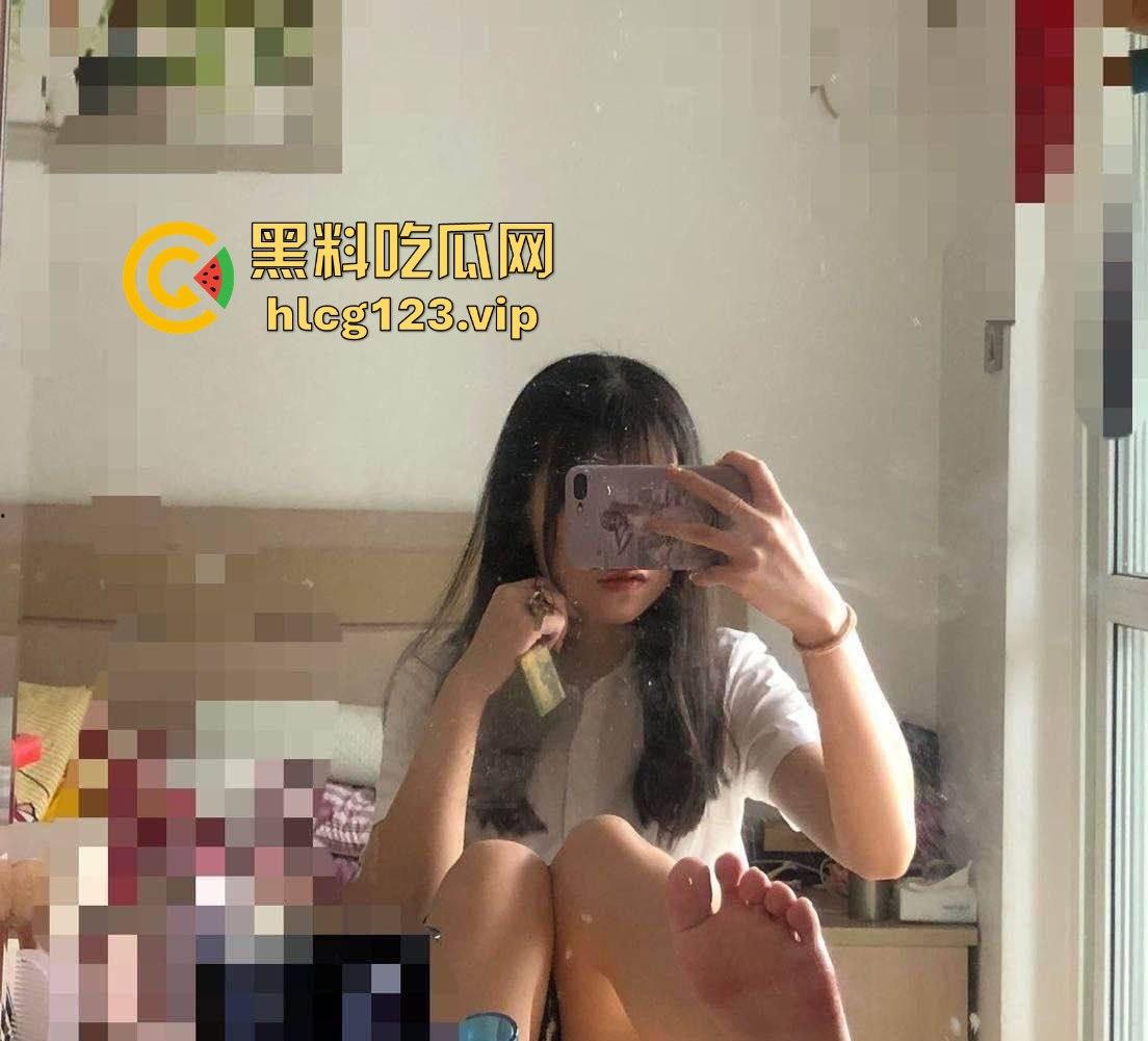 沧州大二美少女【欧拉丽】,黑丝腿袜加持,酒店激情啪啪被调教听话,逼水满满!-28