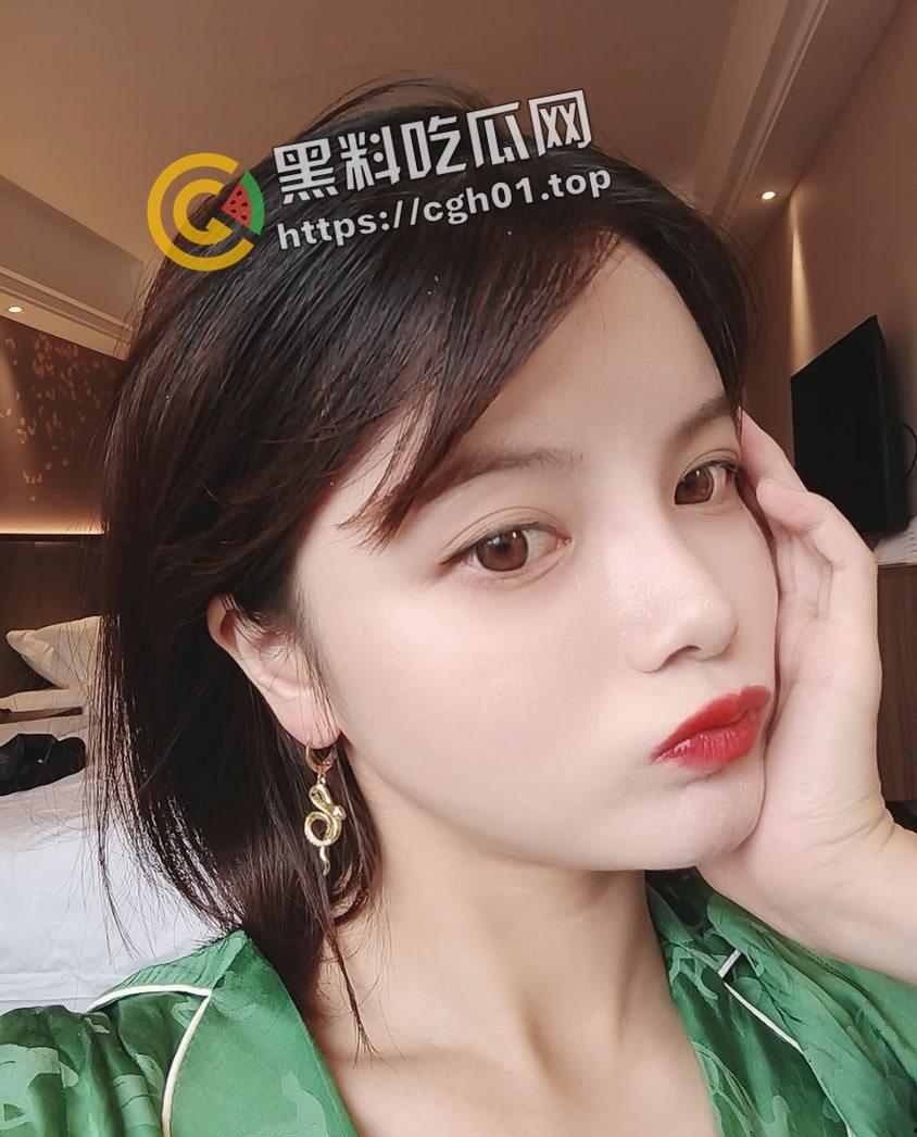 经典永流传！广东绝美人妻 美乳肥臀 超高颜值 这也怪不得曹丞相喜欢人妻了 最全流出-19