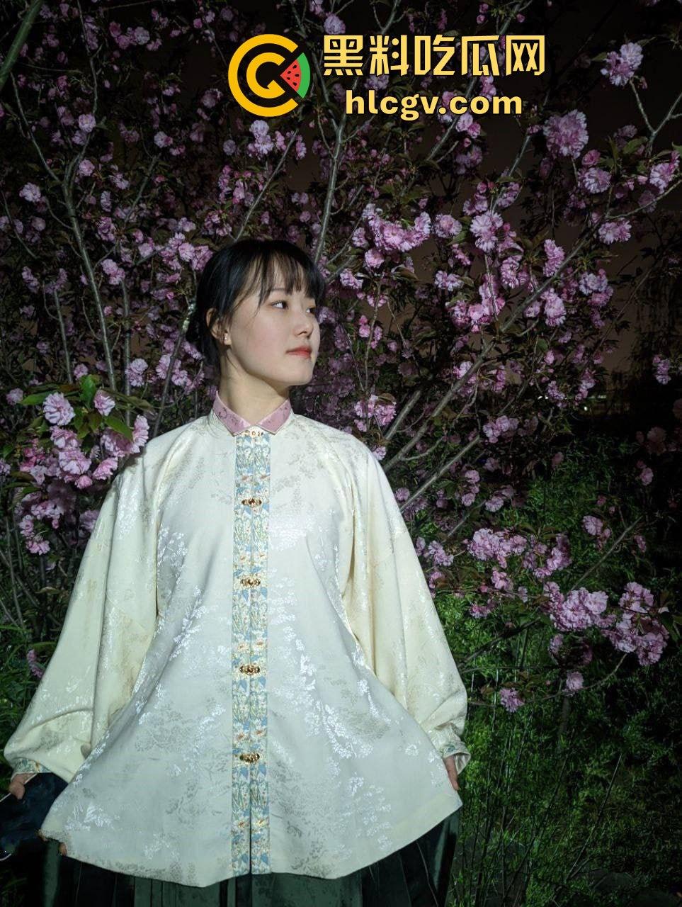 女友被调教成M属性母狗！瓜友投稿称边口交边自慰，两个洞被塞满呻吟不断被玩到泪流满面！-5