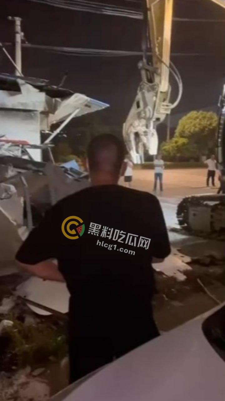 扬州西湖镇7月11日强拆风波,神秘人员暴力殴打致多人住院!-8