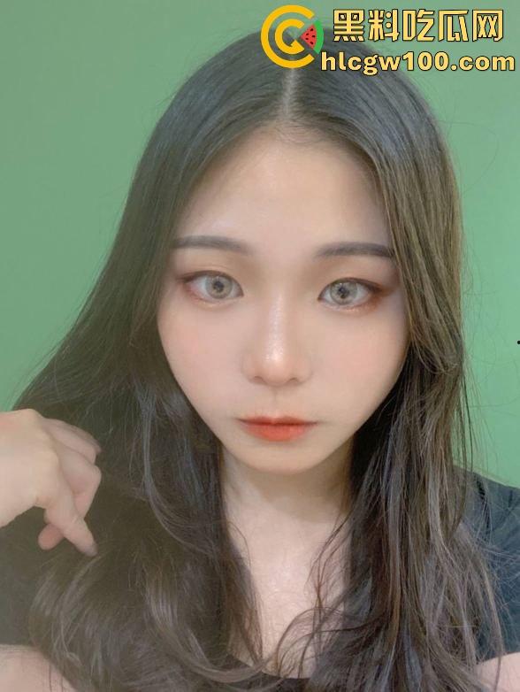 福州跨年夜高能，酒吧约到台湾嫩妹，高质量口交放飞性爱，叫床超机车，前男友15+的骚货真是干得无憾！-1