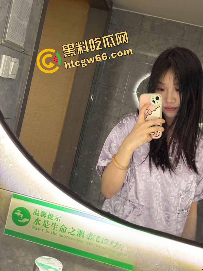 南京林业大学小仙女【田丽娜】被渣男爆出性爱视频,粉嫩小穴被狂插到翻白眼,舔狗舔成炮灰!-8