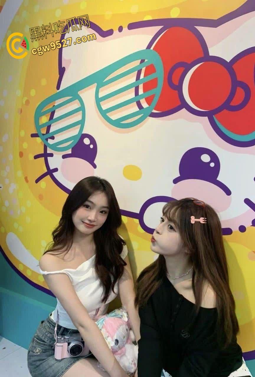 浙江艺术职业学院嫩妹【曹颖】,异地恋骚穴难耐,出轨偷情宝马富哥,高跟鞋站立后入,绝美翘臀完美炮架!-6