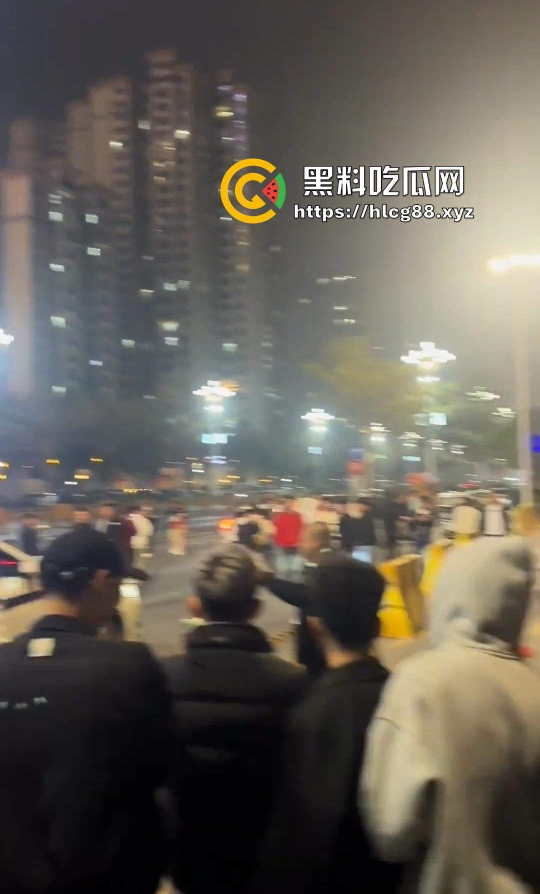 吴川三中一群人渣围殴弱智学生塞嘴逼打飞机,学校还他妈忙着捂嘴护畜生!-17