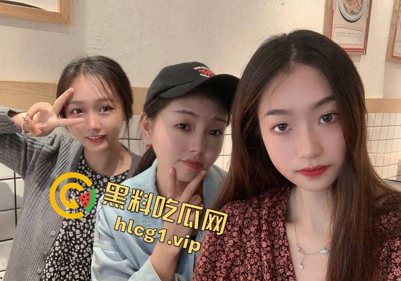 师范学院大二女学生私密自拍云盘外泄!和男友的激情时刻被曝光!-4