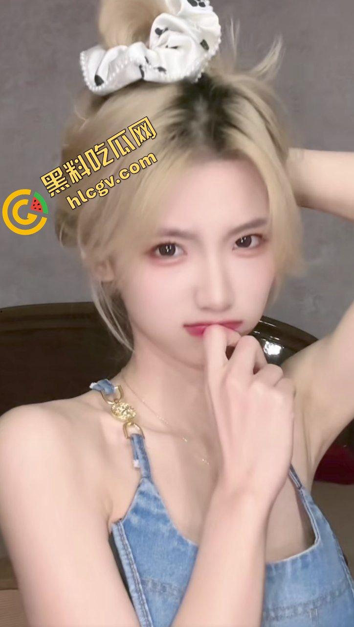 抖音440万粉丝大网红『奶瓶不甜』无忧传媒清纯女神 性爱视频遭泄密 独家曝光流出!-5