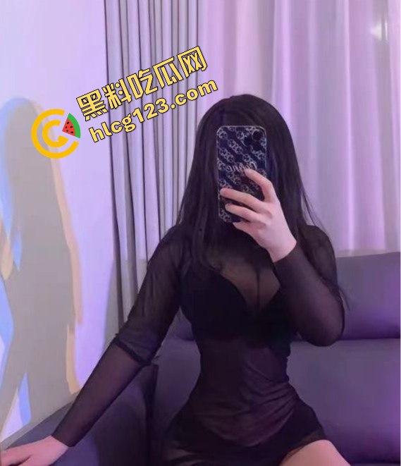 抖音小网红『甲辰年三月十四』惊现激情开房视频,榜一大哥电动小马达式抽插!-3