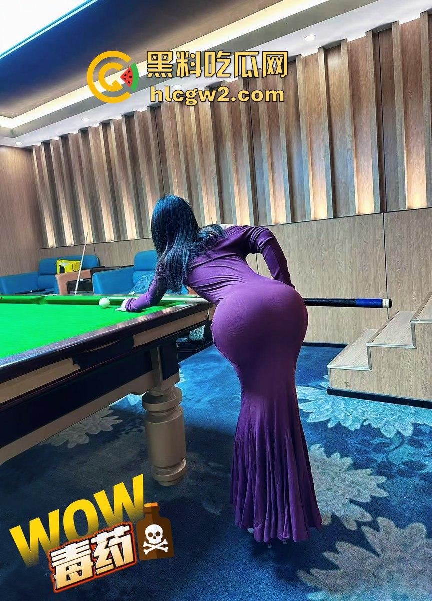 上海极品露出情侣【毒药】公开露出 肥臀扭到爆,炮架身材各种浪叫媚音,撸点直接拉满!-9