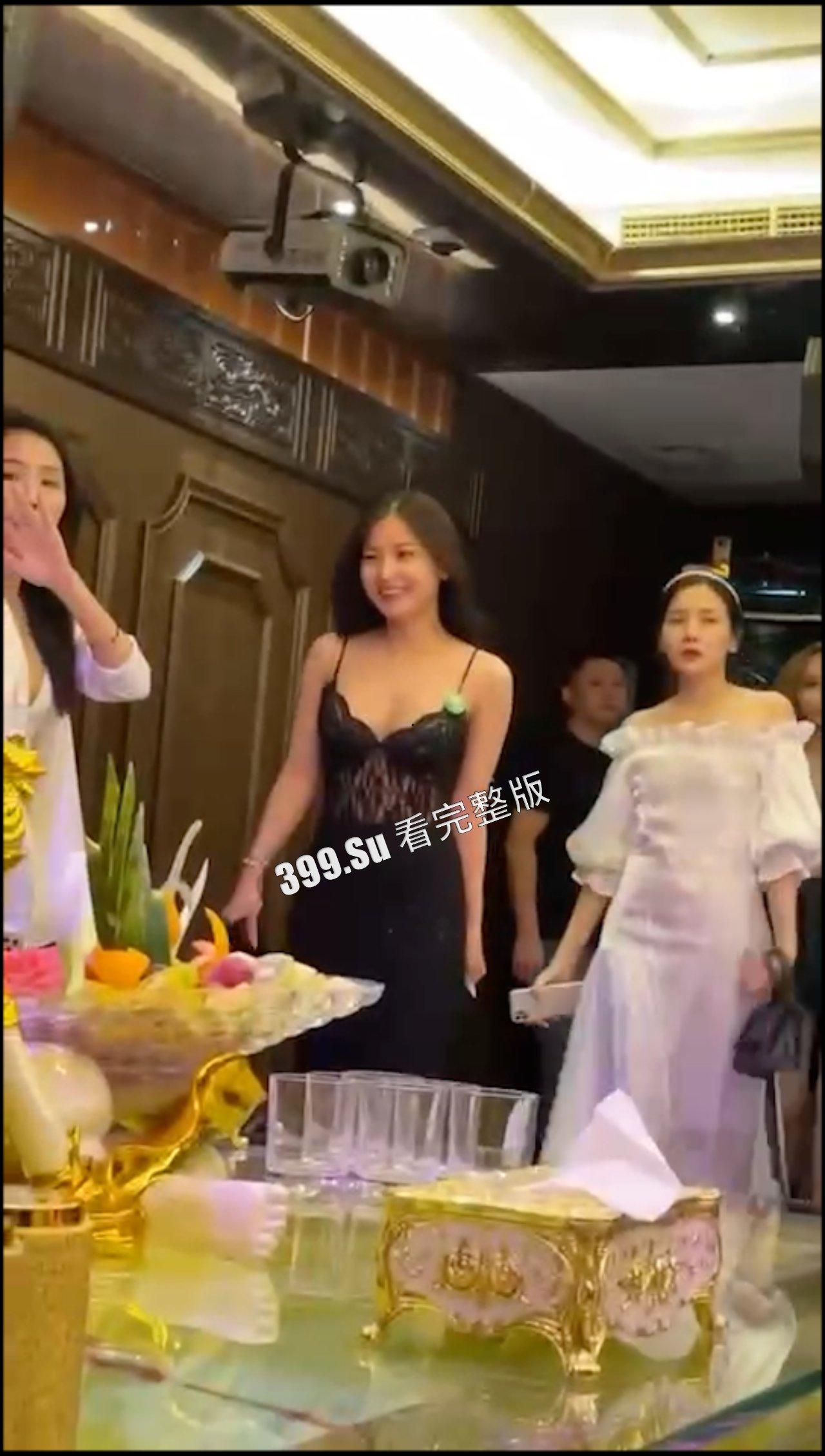 爱情讲究一个圆分 非诚勿扰海选现场 (二)-1