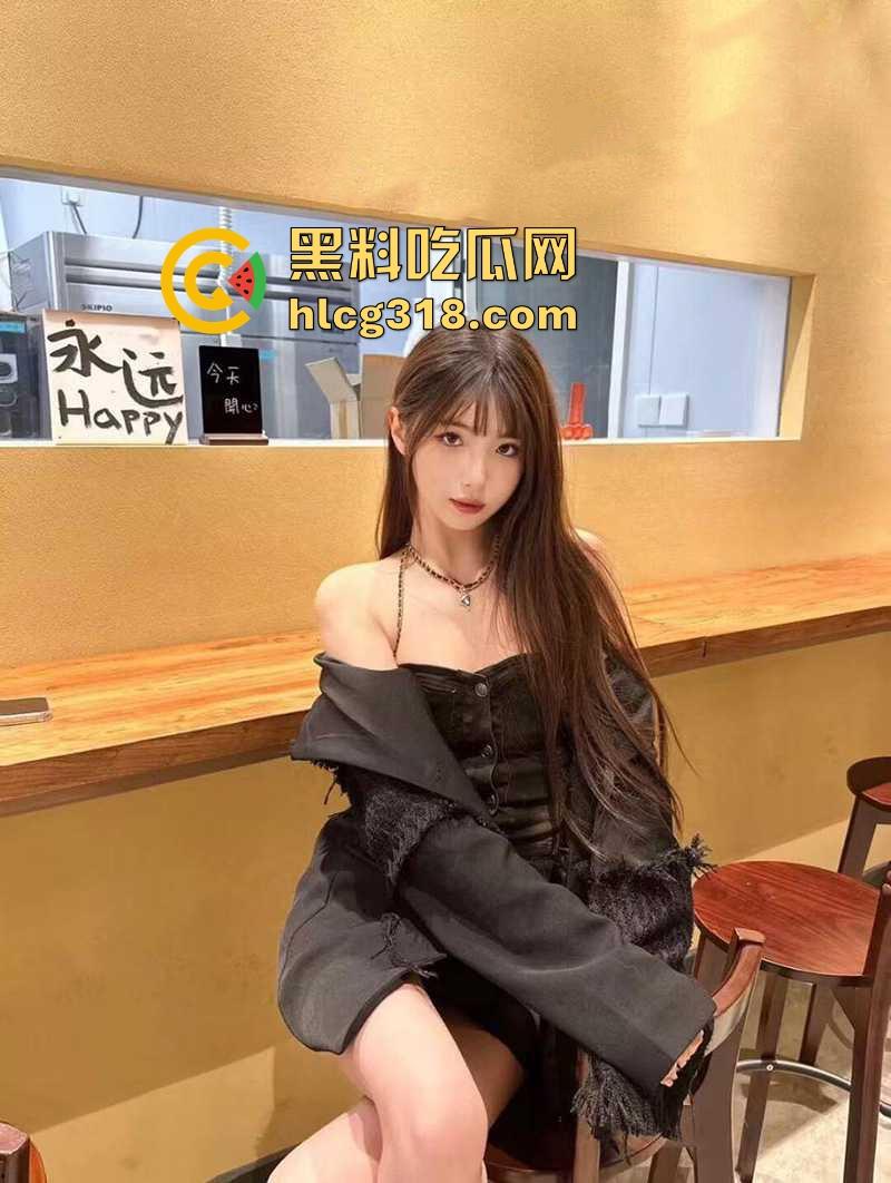 西安美术学院极品反差婊【李慧慧】不雅视频流出,不光擅长绘画勃起生殖器 ,舔舐鸡巴也是一名好手-2