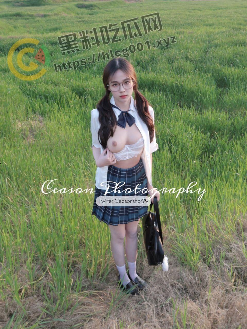 推特福利姬【Ceasonshot99】超越AI的颜值御姐 户外露脸露出 极品身材 最新付费套图合集-34