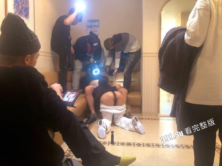 一部AV的诞生不只是操屄这么简单,是整个行业团队的标准化操作 如果请瓜友们来当男优的话,你顶得住吗?(55P)-32