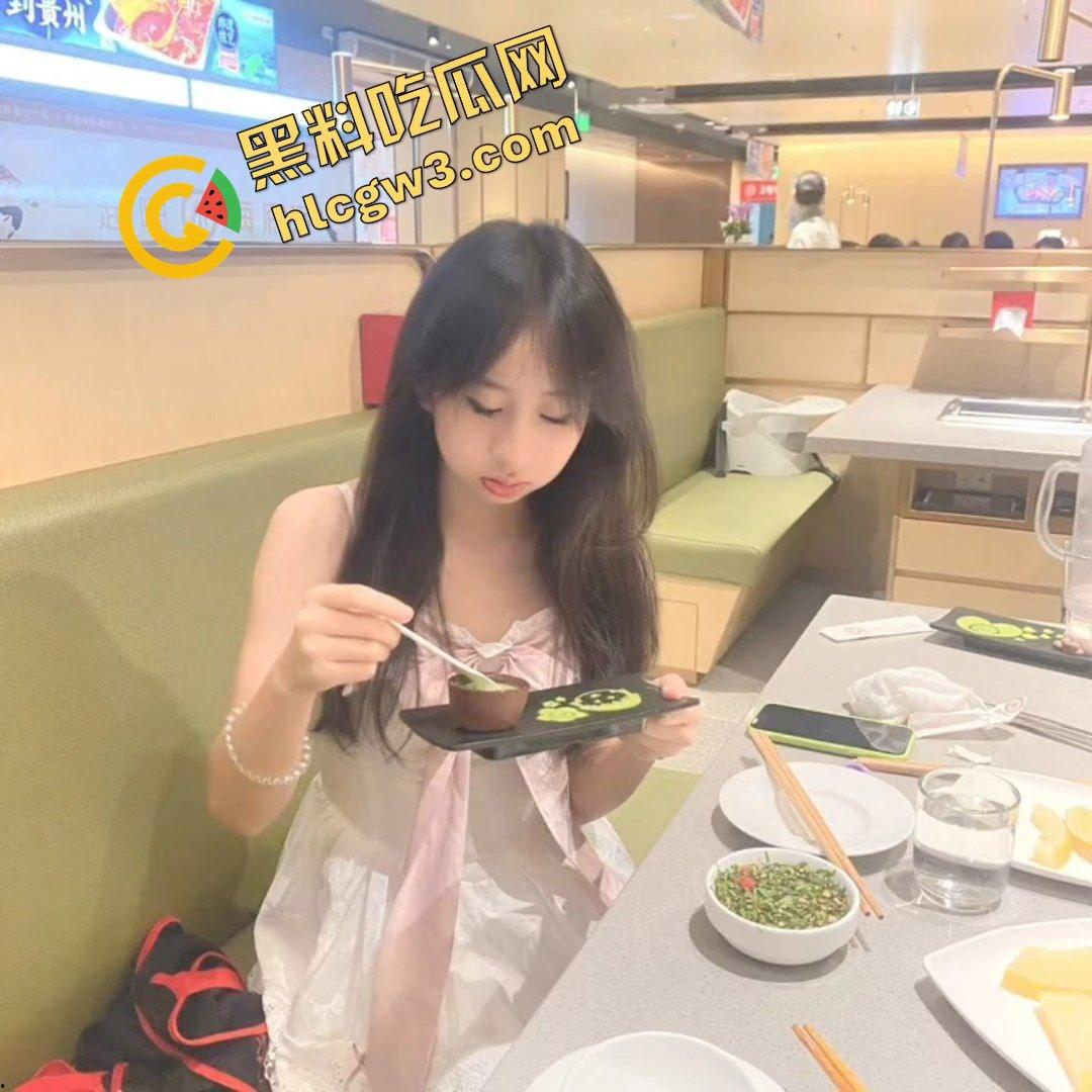 深圳沙井上南学校清纯骚贱反差妹『豆琦祺』深圳大哥砸钱得吃 爆操后搂着睡!独家曝光流出!-7