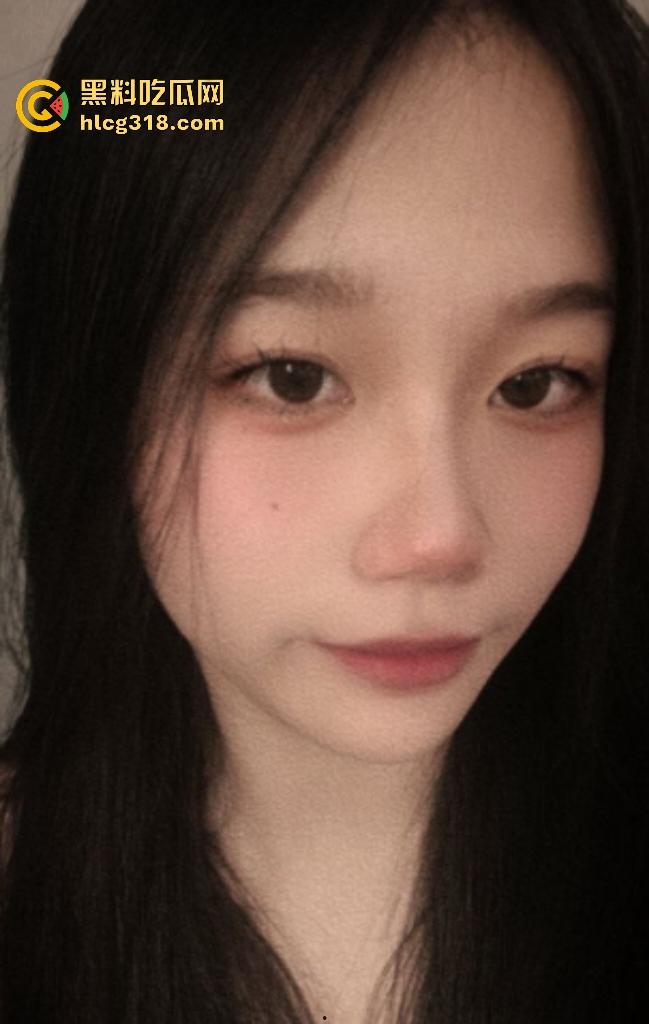 反差大学生屁眼放钻石!彩虹自慰棒插逼里又拿来舔淫水!剃逼毛后狂长和金主做爱,刺得金主喊痛!-2