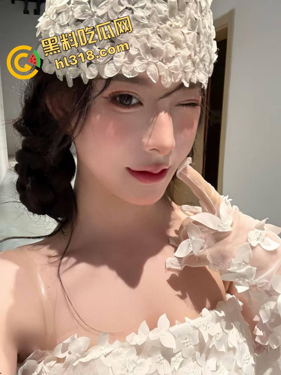 阴环探索器直击深处，第一视角全景肉壁探险，嫩逼内壁细节裸奔看得真实还原粉嫩触感！-5