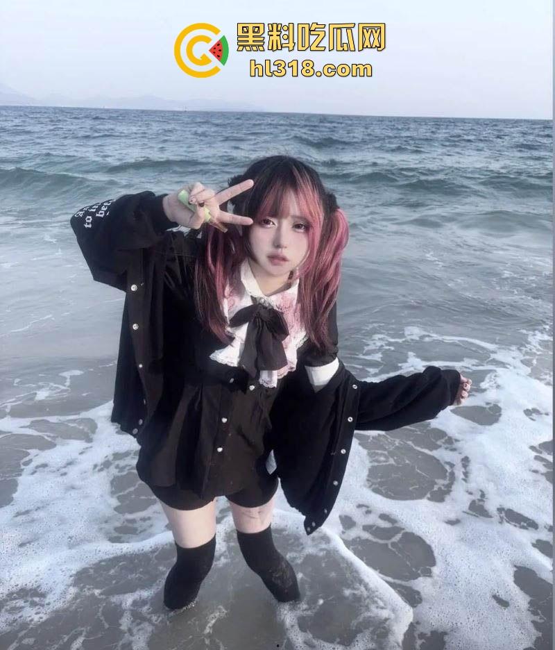 抖音萝莉网红【吉他张和小帕】私密视频泄露,巨乳骚逼各种姿势无套猛干,极品肥臀堪称完美炮架!-10