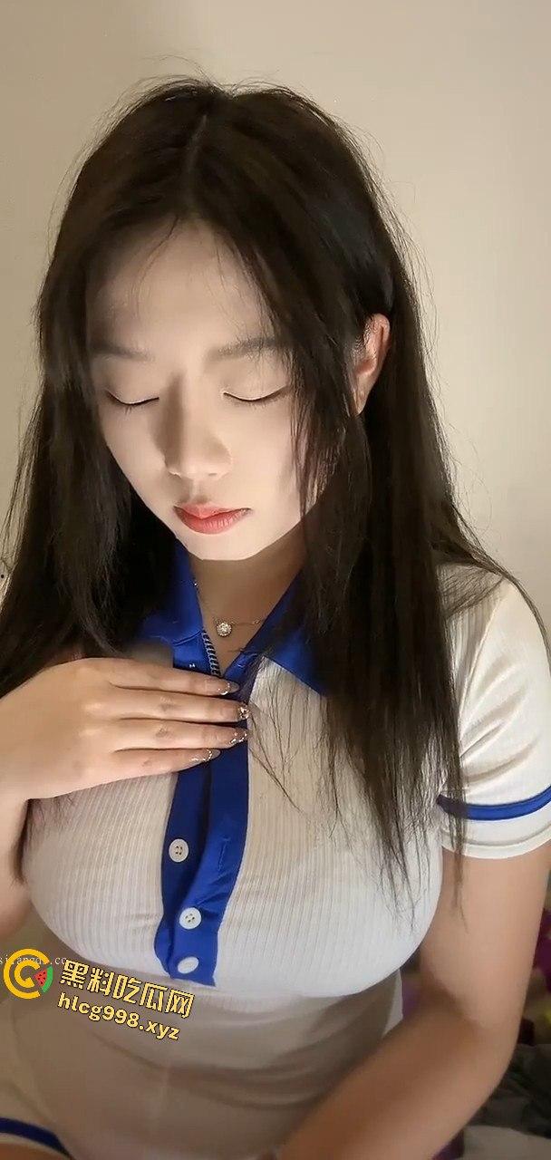 快手巨乳【冷艳小姨】直播翻车!为大哥打赏豪放露奶,被封后转战抖音继续骚操作!-2