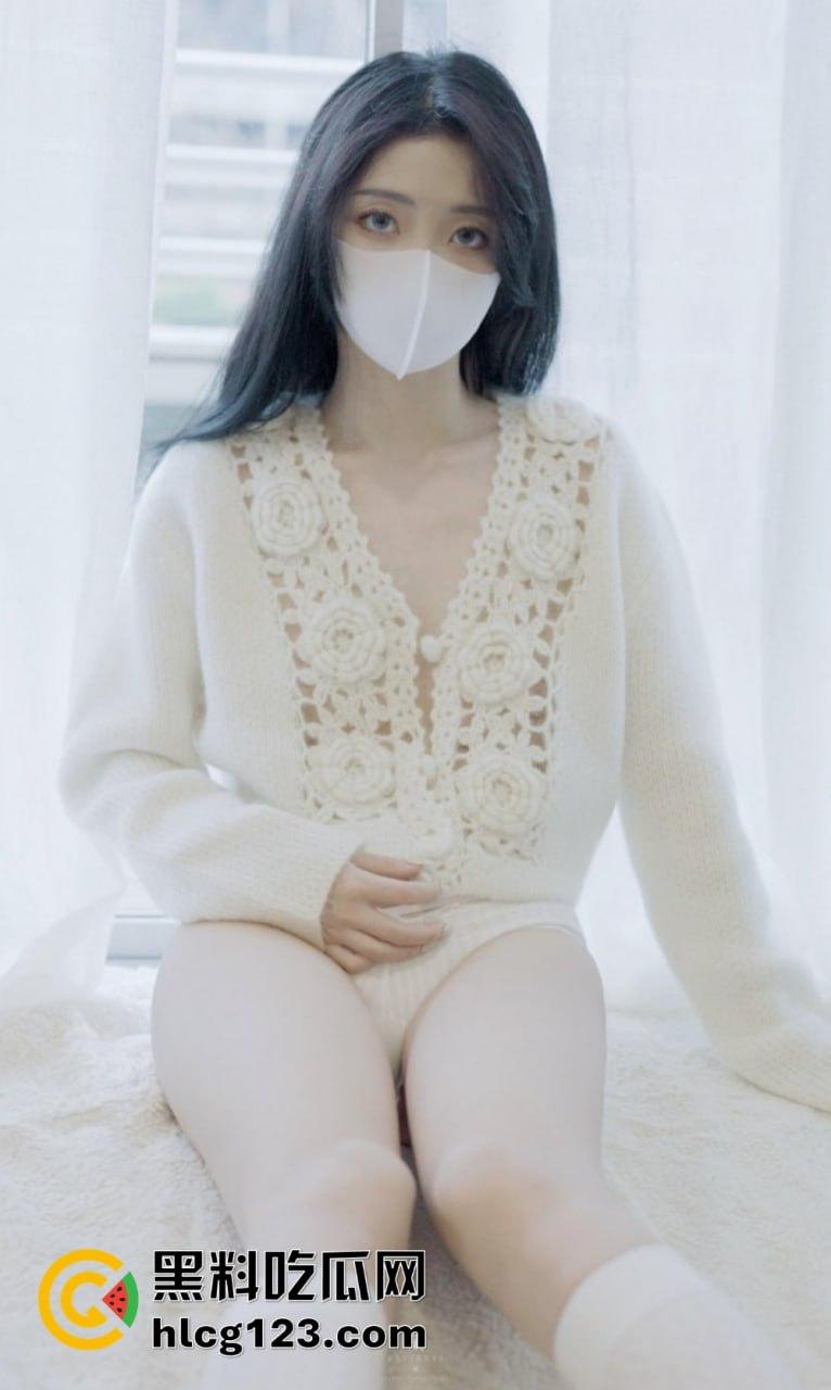 HongKongDoll玩偶姐姐「秋日清晨」9月最新写真重磅回归!清晨含住大屌的画面依旧经典,瓜友速来围观!-13