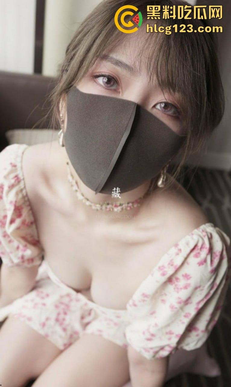 HongKongDoll玩偶姐姐「秋日清晨」9月最新写真重磅回归!清晨含住大屌的画面依旧经典,瓜友速来围观!-50