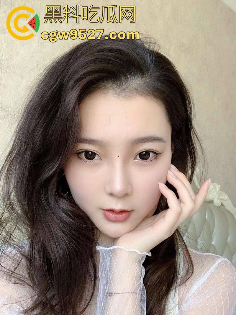 瓜友投稿芭蕾舞女神,高颜值完美身材尤物,修长美腿翘臀饱满,这样的妹子插起来,是不是什么姿势都会?-1