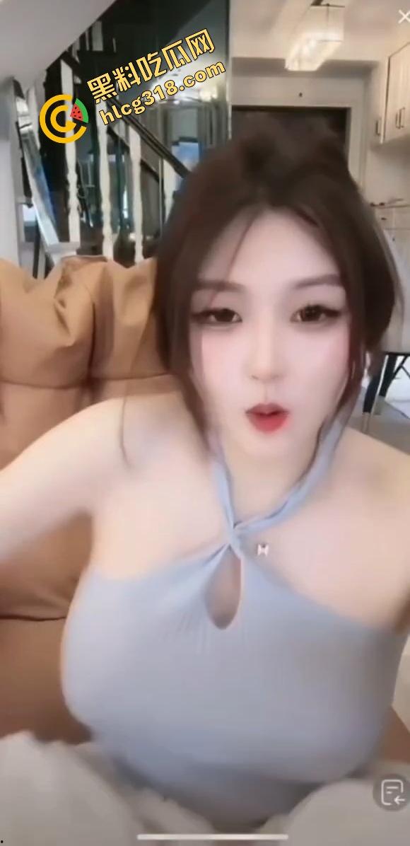 直播不是卖艺是卖逼『赵子易』直播肥嫩鲍鱼一对一给大哥看鲍成品检流程?大哥验货过了就冲!-3