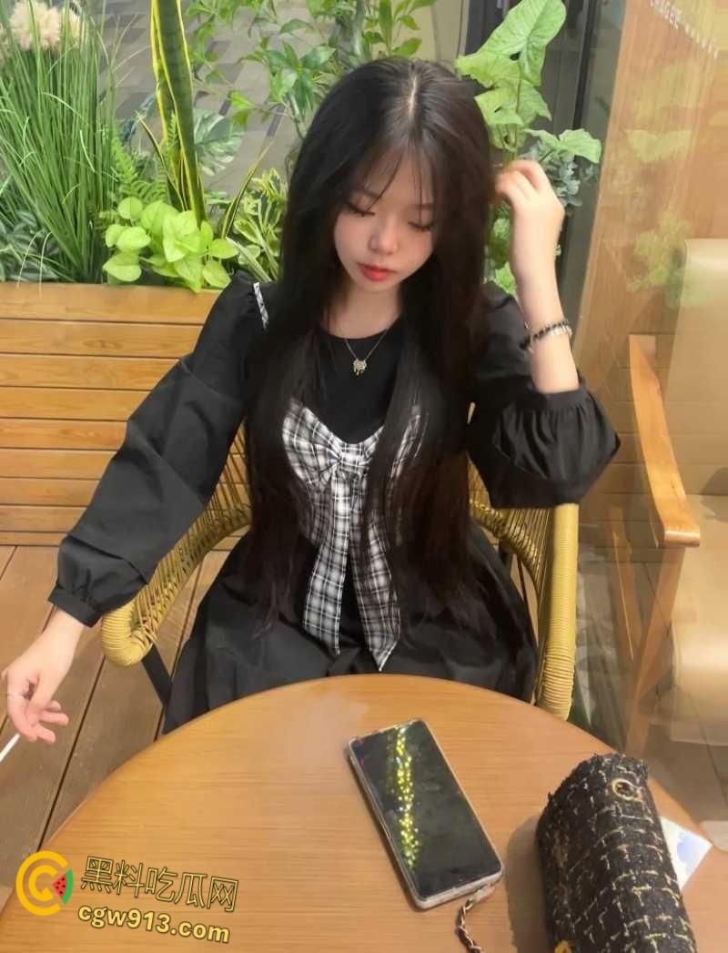 福建建瓯淫荡母狗,简直就是女版曹孟德,爱和别人对象约炮被当场抓到,调教绿茶筷子插逼 !-2